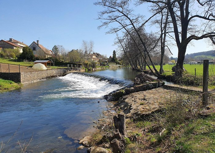 Arpajon-sur-Cere photo