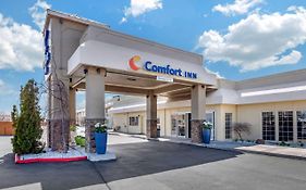 Comfort Inn & Suites Klamath Falls Exterior photo