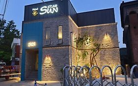 Suwon Sunstar Hotel Exterior photo