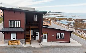 Hotel Auberge du Vieux Faubourg à Sainte Anne-des-Chênes Exterior photo