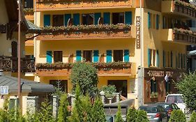 Hotel Gourmets & Italy Chamonix Exterior photo