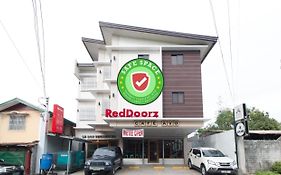 Reddoorz Plus @ Diola Villamonte Bacolod Exterior photo