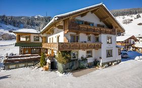 Hotel Haus Schoenblick à Gerlos Exterior photo