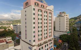 Aparthotel Plaza Del General à Tegucigalpa Exterior photo