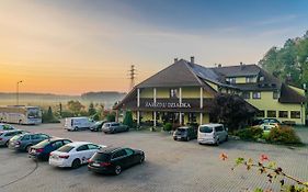 Hotel Zajazd U Dziadka à Opole Exterior photo