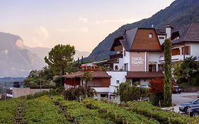 Hotel Haus Am Hang Caldaro Exterior photo