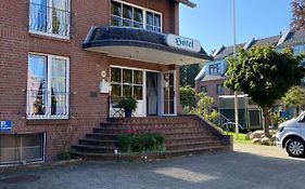 Waldhotel Twiehaus Garni Lübeck Exterior photo