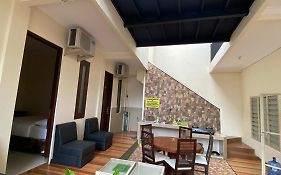 Jatiwinangun Homestay Near Gor Satria Purwoketo Mitra Reddoorz Purwokerto Exterior photo