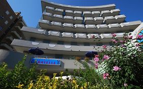 Hotel Caravelle Pesaro Exterior photo