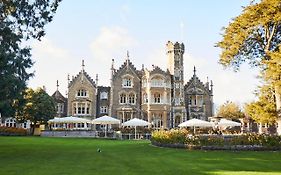 Hotel Oakley Court à Windsor Exterior photo