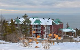 Hotel Les Pavillons du Petit Manoir du Casino à La Malbaie Exterior photo