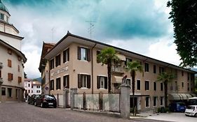 Albergo Centrale Tarcento Exterior photo