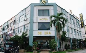 De Era Hotel Seri Kembangan Exterior photo