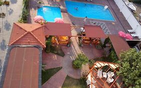 Alba Family Club Hotel Primorsko Exterior photo