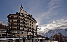 Hotel Principi Di Piemonte Sestrières Exterior photo