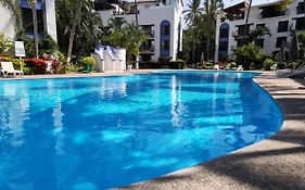 Puerto De Luna Pet Friendly And Family Suites Puerto Vallarta Exterior photo