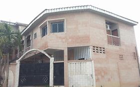 Residence Face école Nal Bangué Douala Exterior photo
