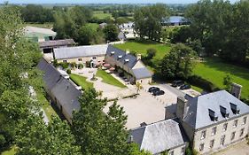 Hotel Domaine Utah Beach - Le Grand Hard à Sainte-Marie-du-Mont  Exterior photo