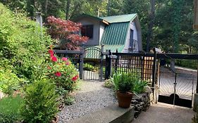 Salt Spring Carriage House B&B Ganges Exterior photo