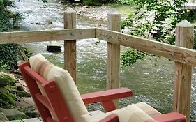 Cozy Creek Cottages Maggie Valley Exterior photo