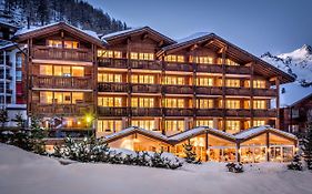 Wellnesshotel Schweizerhof Saas Fee Exterior photo