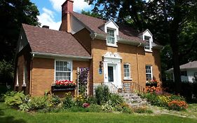 Gîte La Belle Aventure B&B GrandʼMère Exterior photo