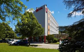 Hotel ibis Archamps Porte de Genève Exterior photo