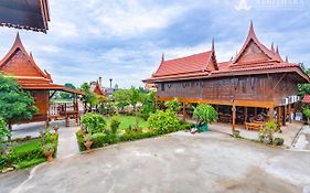 Athithara Homestay Ayutthaya Exterior photo