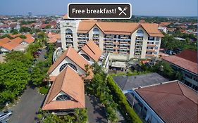 Hotel Santika Cirebon Exterior photo