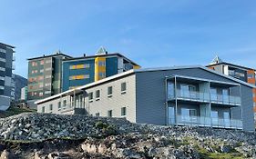 Tuukkaq Apartments Nuuk Exterior photo