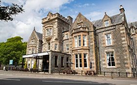 The Tarbet Hotel Exterior photo