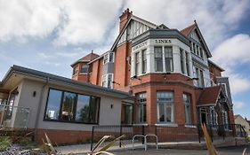 Hotel Gwesty Links à Llandudno Exterior photo