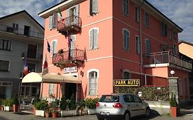 Hotel Domodossola Exterior photo