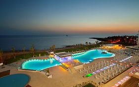 King Evelthon Beach Hotel & Resort Paphos Exterior photo