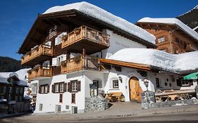 Hotel Madrisajoch Sankt Antönien Exterior photo