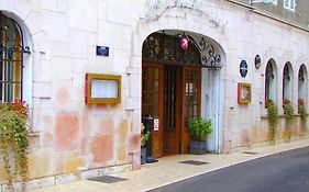 The Originals Boutique, Hostellerie des Trois Pigeons, Paray-le-Monial  Exterior photo