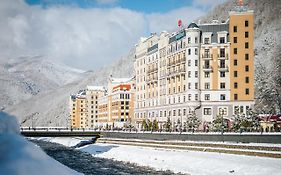 Azimut Hotel Freestyle Rosa Khutor Sotchi Exterior photo