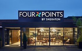 Hôtel Four Points By Sheraton London Gatwick Airport à Horley Exterior photo