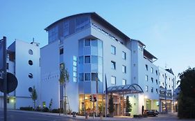 Hotel Schwanen Stuttgart Airport/Messe Leura Exterior photo