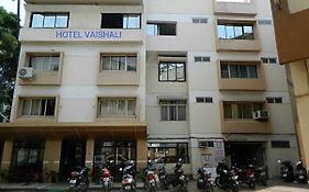Hotel Vaishali Nashik Exterior photo