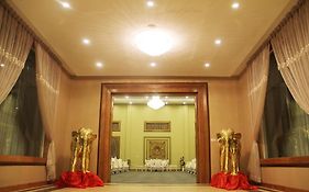 Royal President Hotel Naypyidaw Exterior photo