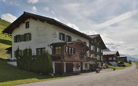 Hotel Gasthaus Bellawiese à Sankt Antönien Exterior photo