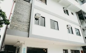 Kingswick Residences & Lodge Dumaguete City Exterior photo