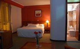 Adot Tina Hotel Addis-Abeba Room photo