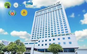 Golden Tulip Sovereign Hotel Bangkok Exterior photo