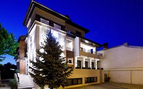 Hotel Pensiunea Casa Sturza à Bacău Exterior photo