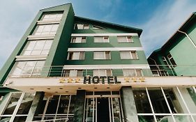 Hotel Atlantis Tulcea Exterior photo