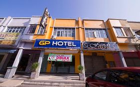 Golden Pearl Hotel Near Universiti Tun Hussein Onn Malaysia Uthm Batu Pahat Exterior photo