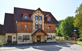 Hotel Landgasthof Zur Scheune à Bad Staffelstein Exterior photo