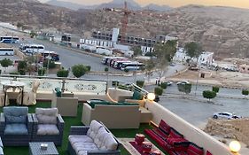 Venus Hotel Wadi Musa Exterior photo